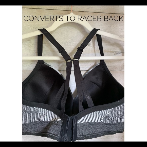 Aerie deep V wireless bra - Picture 3 of 12